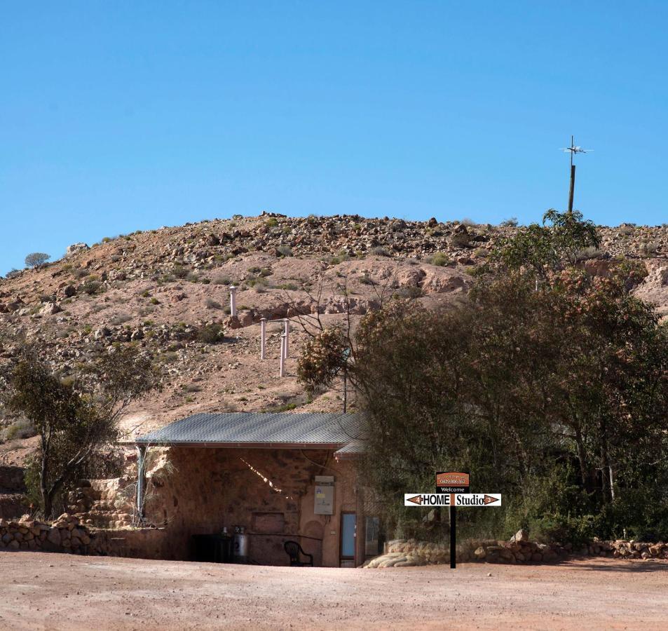 Ali'S Underground Home Coober Pedy Exterior photo