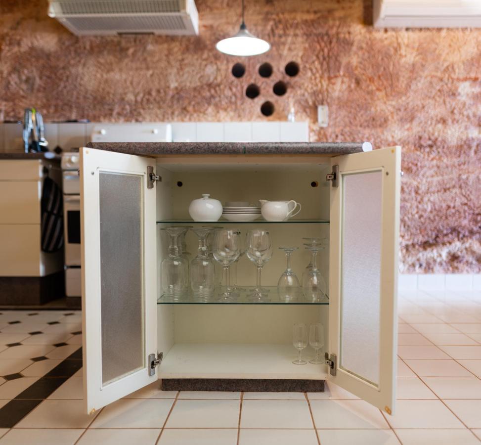 Ali'S Underground Home Coober Pedy Exterior photo