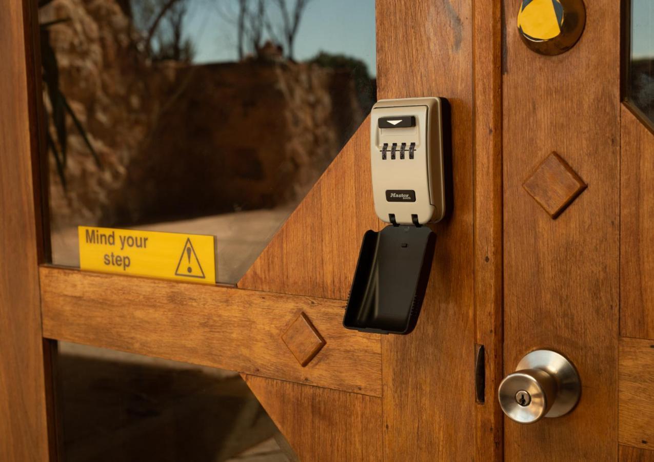 Ali'S Underground Home Coober Pedy Exterior photo